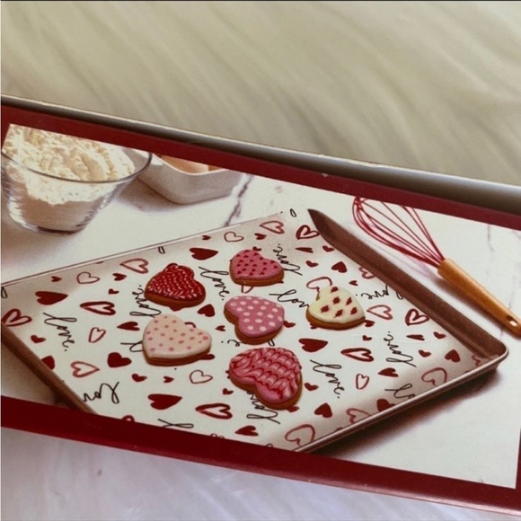 Rae Dunn Kitchen Cooking Baking Parchment Paper Roll - Picture 5 of 5